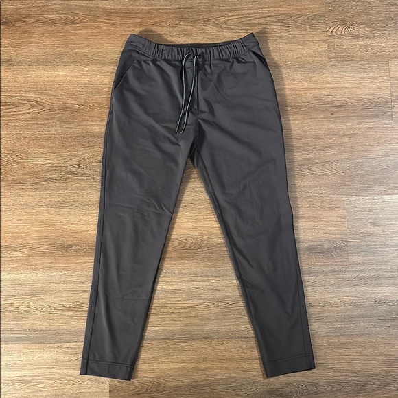 Lululemon Stretch High Rise Black Athletic Pants. - Picture 1 of 3